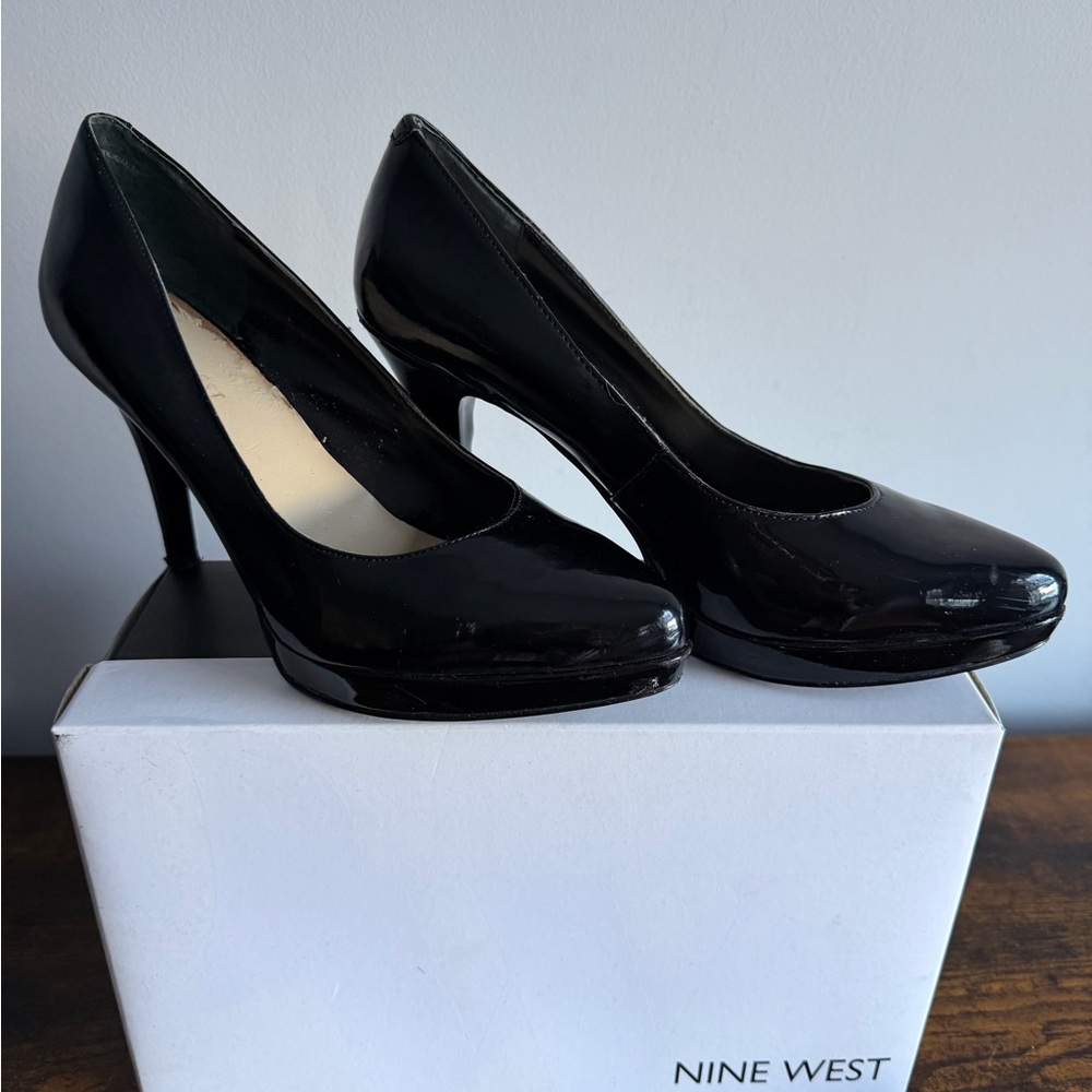Nine West Black Patent Leather Heels – Women’s Size 6.5 - Picture 3 of 9